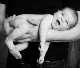 Santina Art Photographie |Baby Foto auf Papasarm